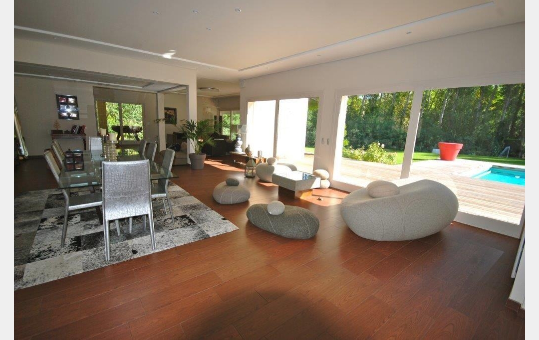 Annonces SALONDEPROVENCE : Domaines / Propriétés | SALON-DE-PROVENCE (13300) | 450 m2 | 1 860 000 &euro; 