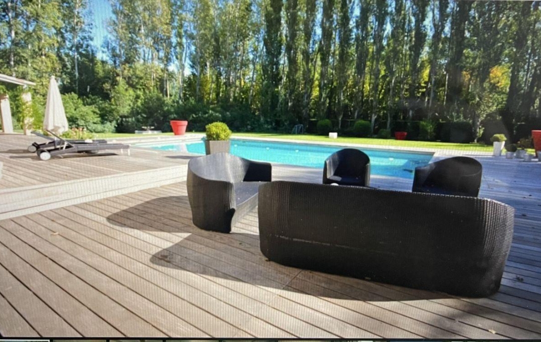 Annonces SALONDEPROVENCE : Domaines / Propriétés | SALON-DE-PROVENCE (13300) | 450 m2 | 1 860 000 &euro; 